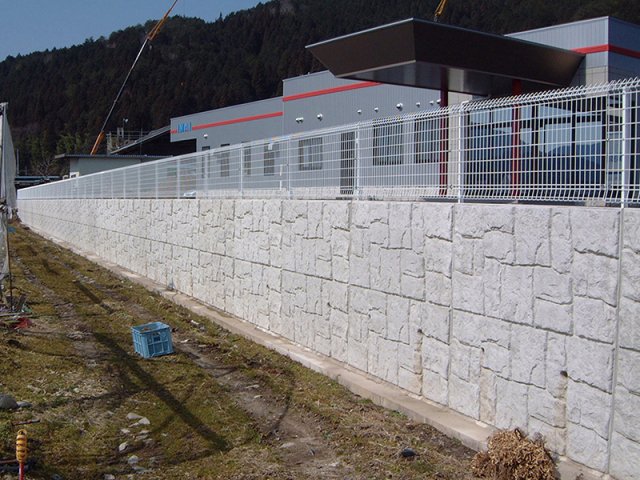 SL擁壁・SL、SL－N | 擁壁・法面保護