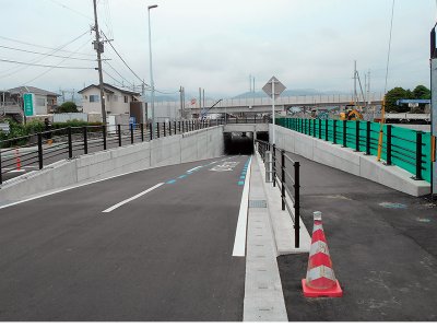 ハイティーウォール