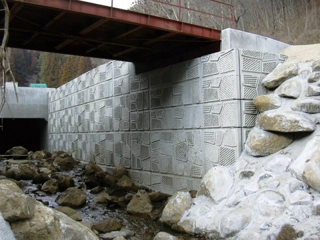 ハイティーウォール | 擁壁・法面保護