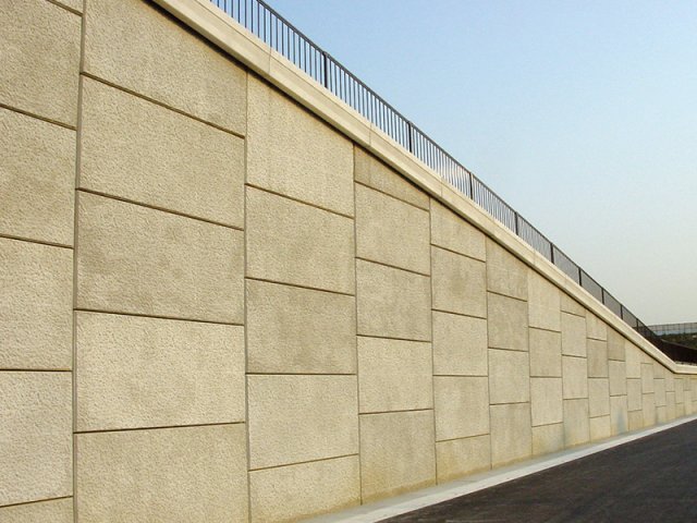 スーパーテール | 擁壁・法面保護