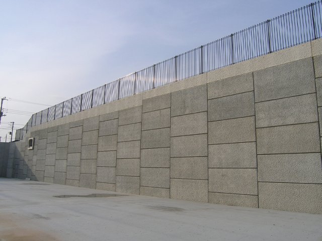 スーパーテール | 擁壁・法面保護