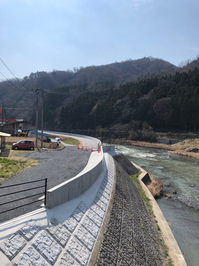 かさ上げ用プレキャストパラペット | 道路