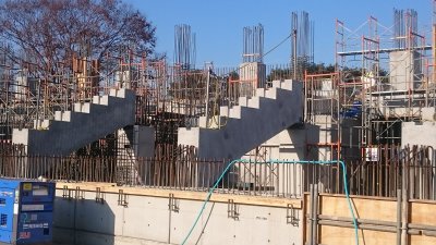 スタジアム段床