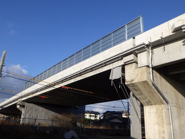ポストテンション方式スラブ橋 | 橋梁関連